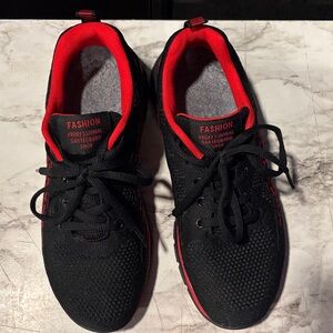Black and Red Proefssional Skateboard Shoes